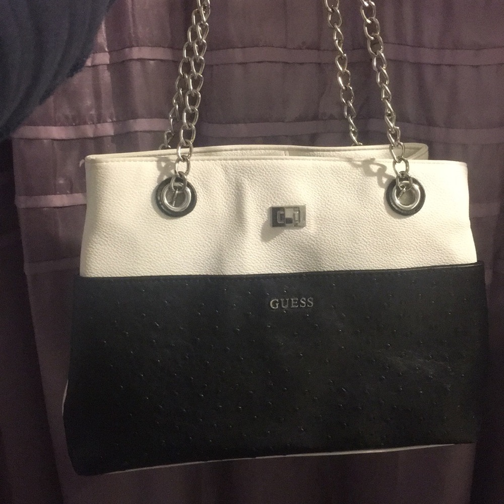 Guess purse